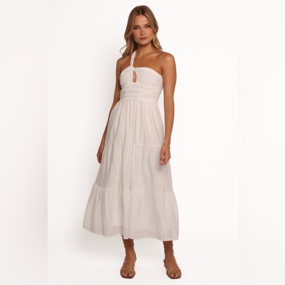 Petal & Pup Vinny One Shoulder Maxi Dress Size Medium White Keyhole